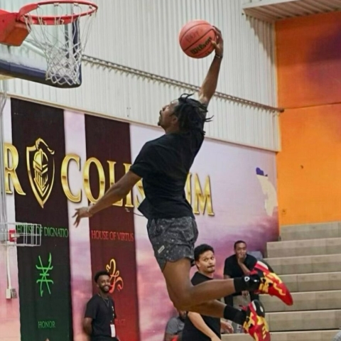 Basketball team member wearing BetterGuards Basketball team member wearing BetterGuards